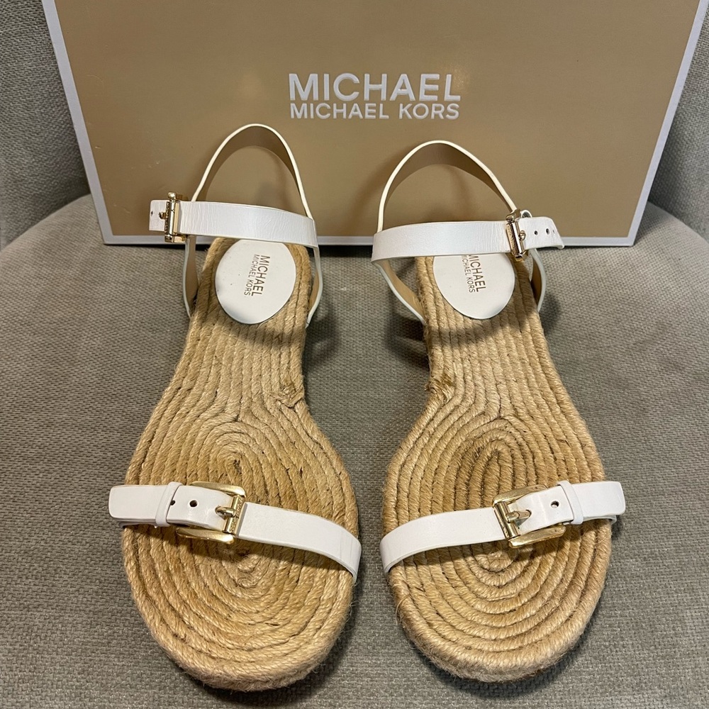 Kyla flat sandal - Picture 3 of 4